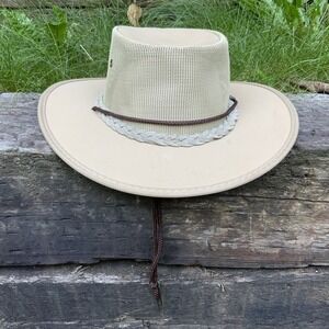 BARMAH 1057 Tan Khaki Canvas Drover Airflow Hat Size Medium‎ Australian Design